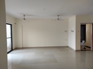 Bathroom in 2 BHK Apartment at Amanora Gold Towers, Hadapsar – for Rent