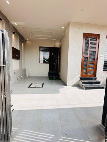 Parking in 5 BHK Villa at Mansarovar Extension – for Sale
