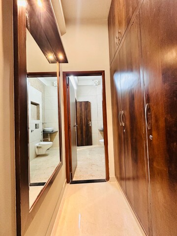 Bathroom in 5 BHK Villa at Mansarovar Extension – for Sale