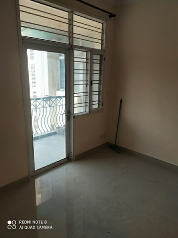 Room in 3 BHK Apartment at Prateek Grand City, Siddharth Vihar – for Sale