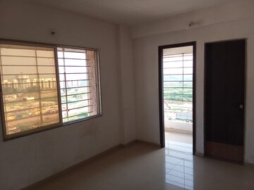 Room in 3 BHK Apartment at Althan – for Rent