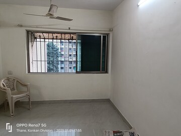 Room in 2 BHK Apartment at Happy Valley, Manpada – for Rent