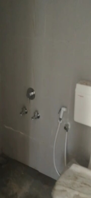 Bathroom in 1.5 BHK Apartment at Chandkheda – for Rent