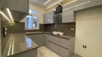 Kitchen in 3 BHK Builder Floor at Sector 70 – for Sale