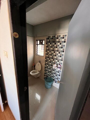 Attached Bathroom in 5 BHK Apartment at Regency Towers, Kavesar – for Rent