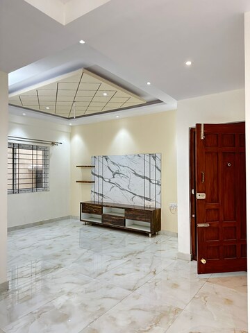 Room in 2 BHK Apartment at Coles Pinnacle, Frazer Town – for Sale