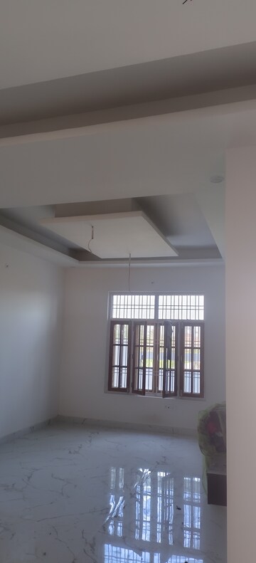 Room in 2 BHK Villa at Ansal Sushant Golf city, Sushant Golf City – for Sale