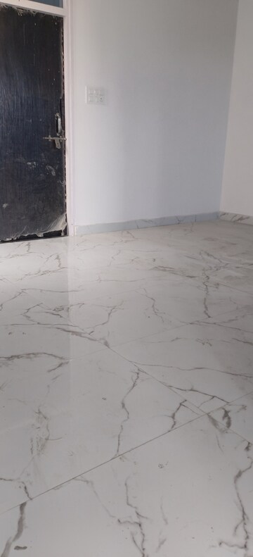 Room in 2 BHK Villa at Ansal Sushant Golf city, Sushant Golf City – for Sale