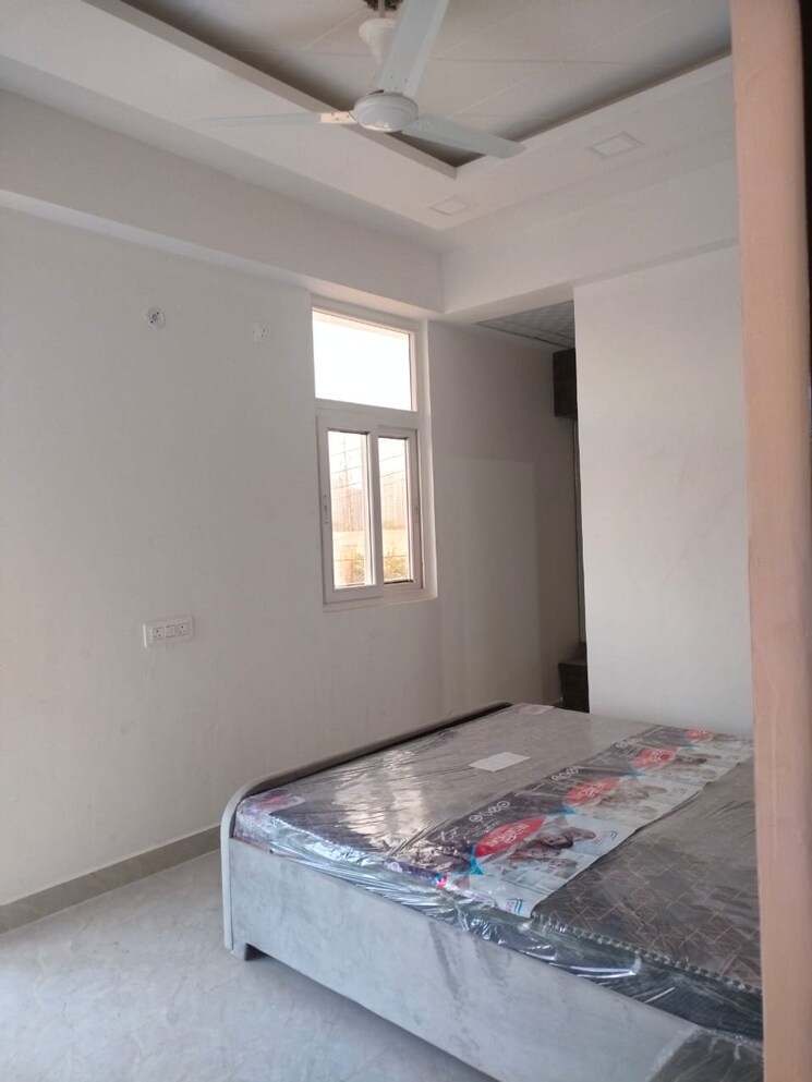 Room, sector 1 greater noida 3 Bedroom 1480 Sq.Ft. Builder Floor In Sector 1 Greater Noida Greater Noida 8026165