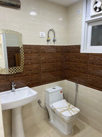 Bathroom in 2 BHK Apartment at Palm Residency Chhatarpur, Chattarpur – for Sale