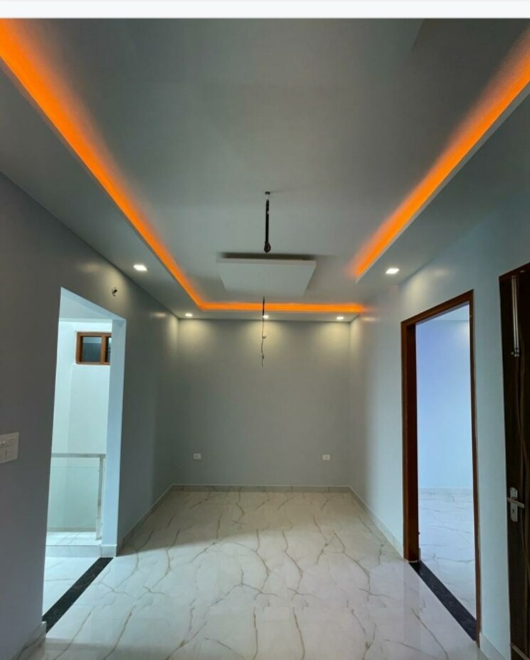 Room, indira nagar 3.5 Bedroom 1050 Sq.Ft. Villa In Indira Nagar Lucknow 8026195