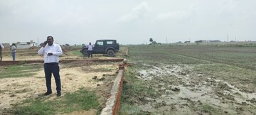  Plot For Sale in Jewar