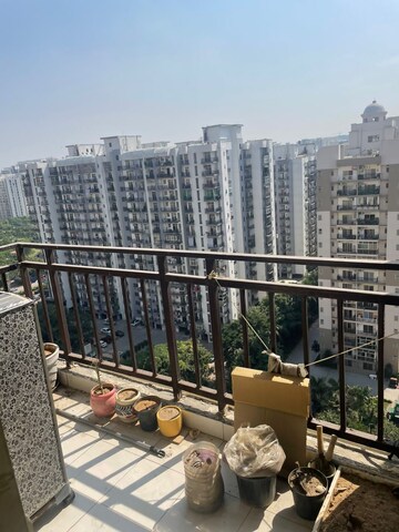 3 BHK Apartment – Exterior View View at Amrapali Silicon City, Sector 76 - for Rent