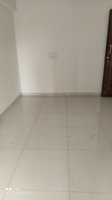 Room in 1 BHK Apartment at Rutu Enclave, Kasarvadavali – for Rent