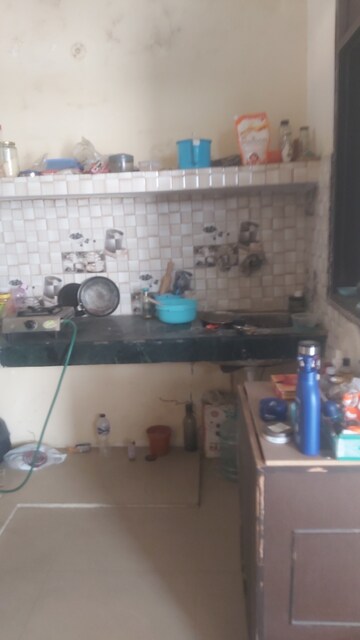 Bathroom in 1 RK Builder Floor at Mayur Vihar – for Rent