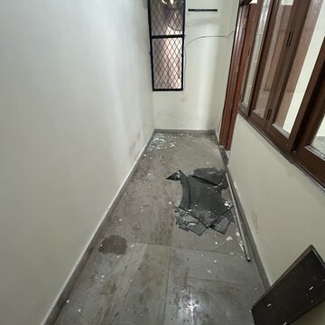  2 BHK Builder Floor at South Extension I – for Rent
