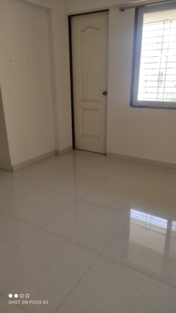 Room in 1 BHK Apartment at Rutu Enclave, Kasarvadavali – for Rent