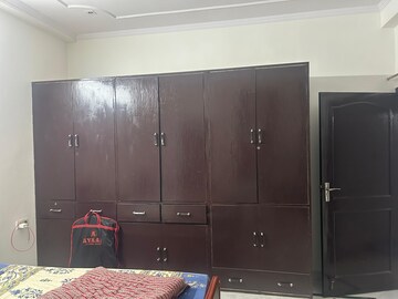 Master Bedroom in 2 BHK Builder Floor at Sector 46 – for Rent
