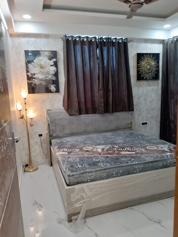 Bedroom in 3 BHK Builder Floor at Mansarovar Extension – for Sale