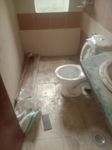 2 BHK Apartment For Rent in Mahagun Mywoods, Sector 16c Greater Noida