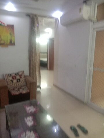 Living Room in 2.5 BHK Apartment at Mahagun Mywoods, Sector 16c Greater Noida – for Rent