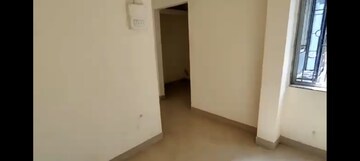 Room in 1 BHK Apartment at Mhada Bombay Dyeing Mill, Wadala – for Rent