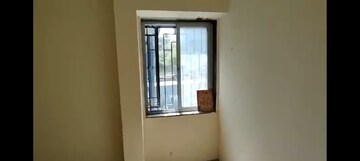 Room in 1 BHK Apartment at Mhada Bombay Dyeing Mill, Wadala – for Rent