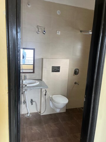 Bathroom in 3 BHK Builder Floor at Ansal Plaza Sector-23, Sector 23 – for Rent