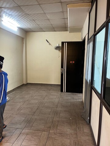 Room in 3 BHK Builder Floor at Ansal Plaza Sector-23, Sector 23 – for Rent