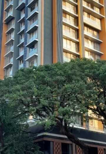 2 BHK Apartment – Exterior View View at Khar West - for Rent