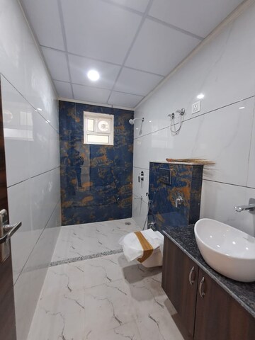 Kitchen in 3 BHK Builder Floor at Mansarovar Extension – for Sale