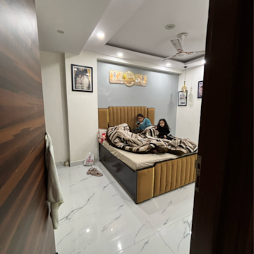 Master Bedroom in 3 BHK Builder Floor at Malviya Nagar – for Sale