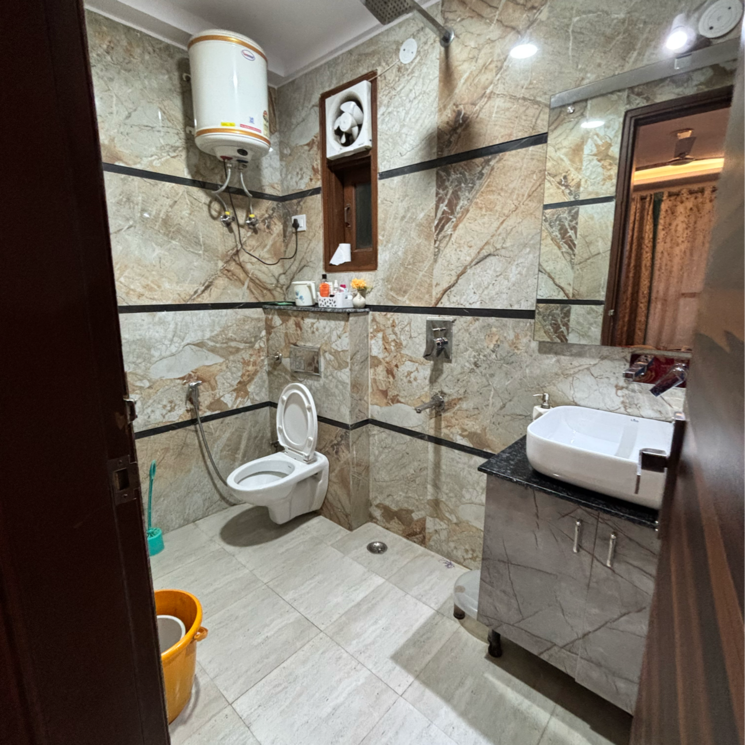 Attached Bathroom, malviya nagar 3 Bedroom 1300 Sq.Ft. Builder Floor In Malviya Nagar Delhi 8026463