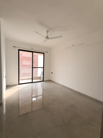 Room in 2 BHK Apartment at Unique Legacy Royale, Keshav Nagar – for Rent