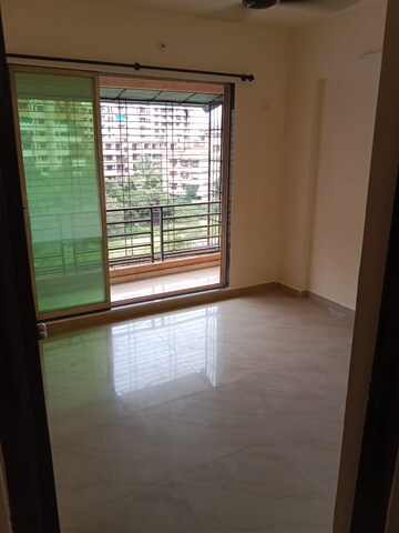 Room in 2 BHK Apartment at Kalp Nisarg Phase I, Shirgaon – for Rent