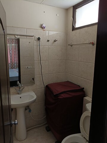 Bathroom in 2 BHK Apartment at Ghazipur – for Rent