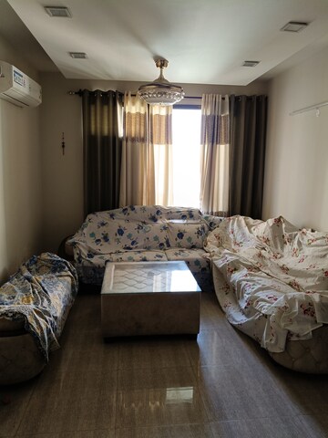 Living Room in 2 BHK Apartment at Ghazipur – for Rent
