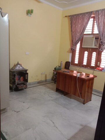 Living Room in 2 BHK Builder Floor at Ansal Plaza Sector-23, Sector 23 – for Rent