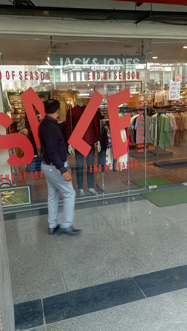 undefined, ambala highway Commercial Showroom 900 Sq.Ft. In Ambala Highway Zirakpur 8026563