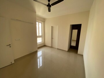 3 BHK Apartment For Rent in Emaar Emerald Estate, Sector 65