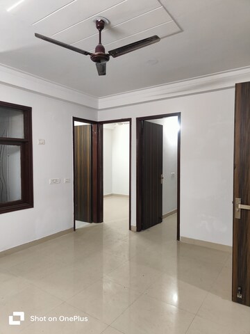 2 BHK Builder Floor For Rent in Paryavaran Complex