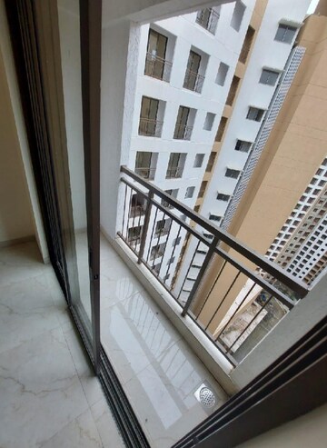 Balcony in 1.5 BHK Apartment at Sunteck Maxxworld, Naigaon East – for Rent