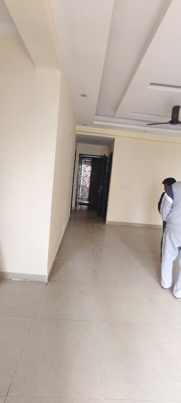 Room in 3 BHK Apartment at ATS One Hamlet, Sector 104 – for Rent