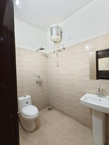 Attached Bathroom in 2 BHK Builder Floor at Gillco Valley, Mohali Sector 127 – for Rent