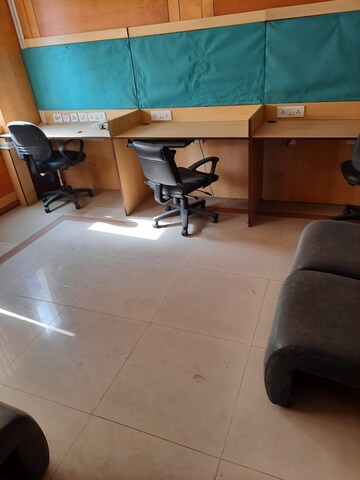Team Area in  Showroom at Acharya Jagadish Chandra Bose Road – for Sale