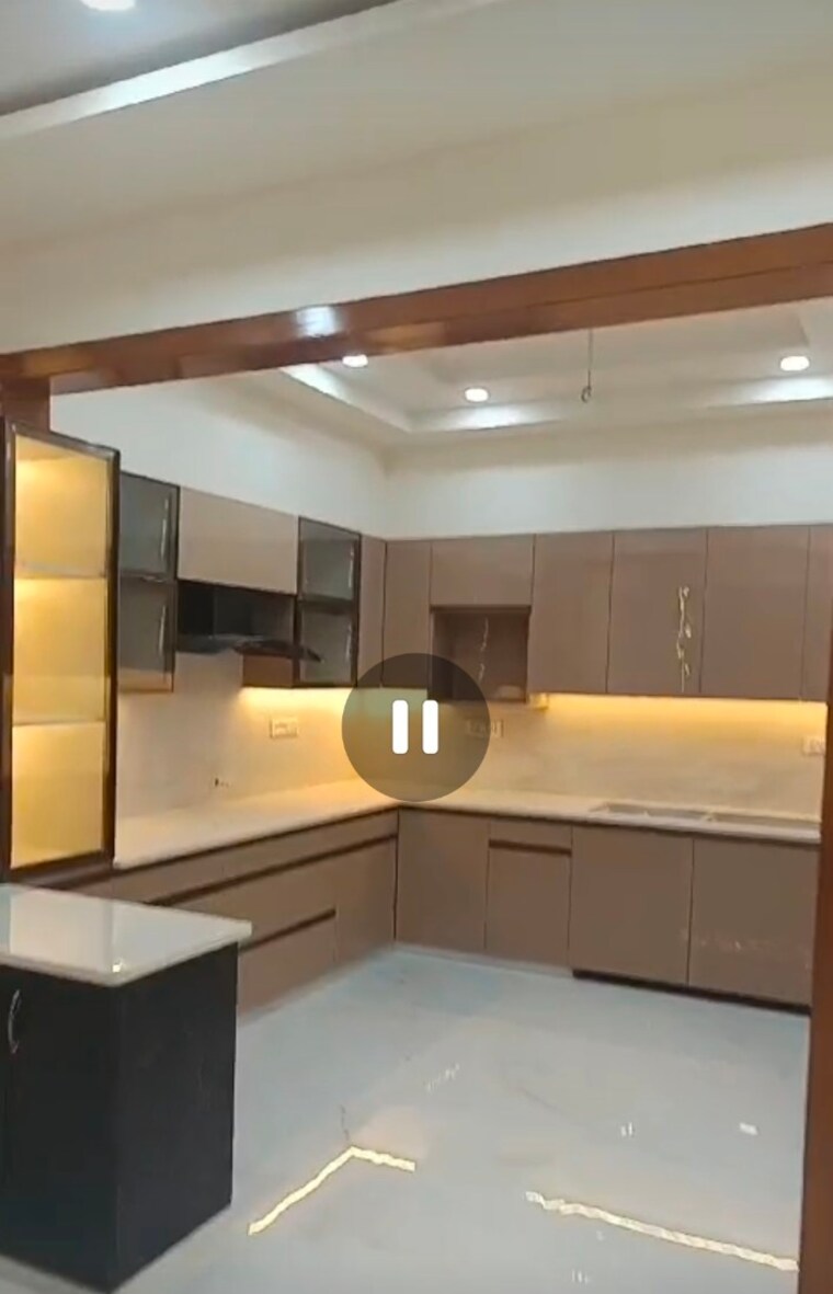 Kitchen, valmax-homes-2 4 Bedroom 300 Sq.Yd. Builder Floor In Sector 37 Faridabad 8026697