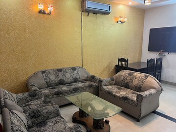 Living Room in 2 BHK Builder Floor at Guru Nanak Enclave, Dhakoli Village – for Rent