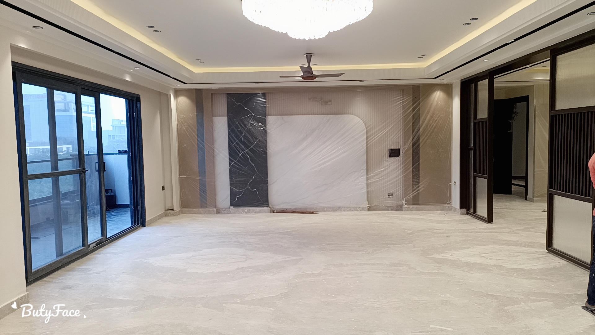 4 BHK + Servant Room 1870 Sq.Ft. Apartment in Unitech The Residences Sector 33