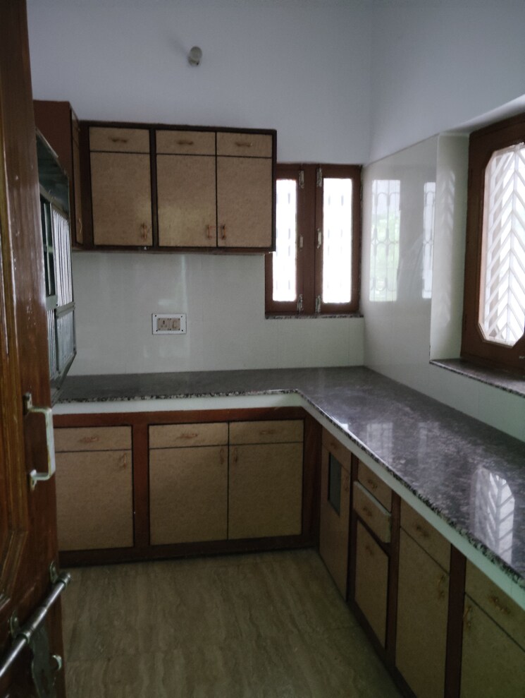 Kitchen, mahanagar 4 Bedroom 3200 Sq.Ft. Independent House In Mahanagar Lucknow 8026797