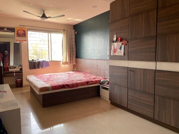 Bedroom in 3 BHK Apartment at Kumar Parisar, Kothrud – for Rent